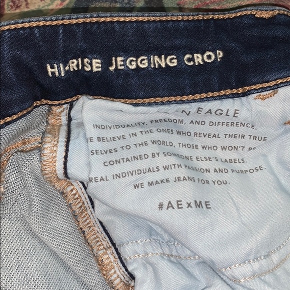 High-Rise Cropped Jeggings - Picture 6 of 6